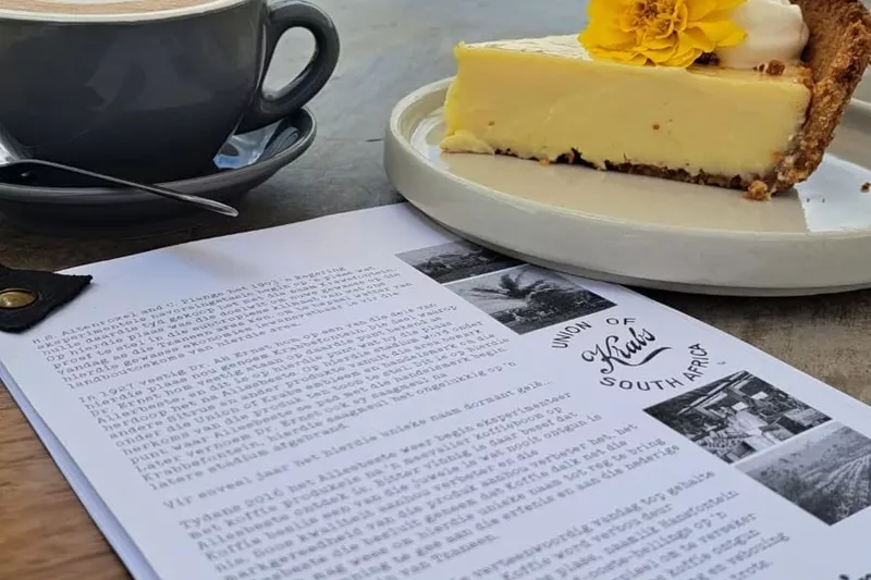 Coffee and cheesecake at Krabbefontein cafe in Magoebaskloof